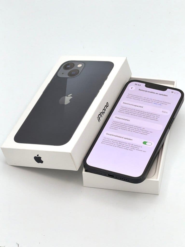 Prachtige iPhone 13 Black 128GB, met 100% batterijconditie, foto 3