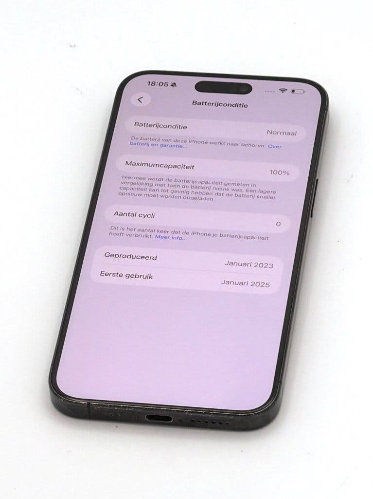 Zeer Nette iPhone 15 Pro Max Black 256GB, 100% batterij, foto 3