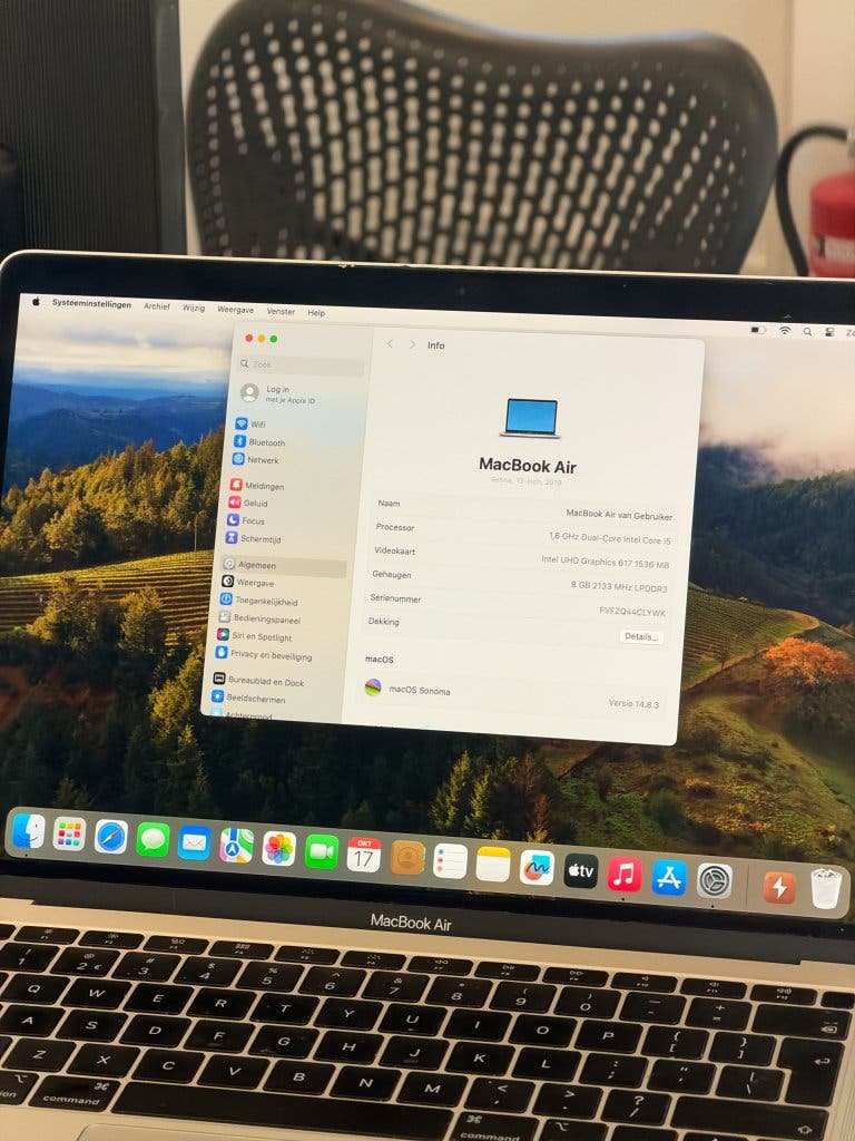 Zeer Nette Macbook Air 2019 13 inch 256GB, goede batterij, foto 2