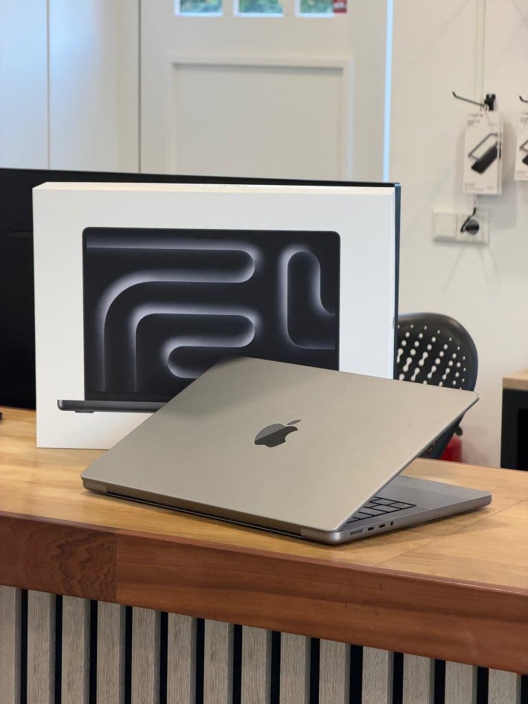 Prachtige Macbook Pro M2 Pro 2023 14’ 512GB, 94% batterij, foto 6