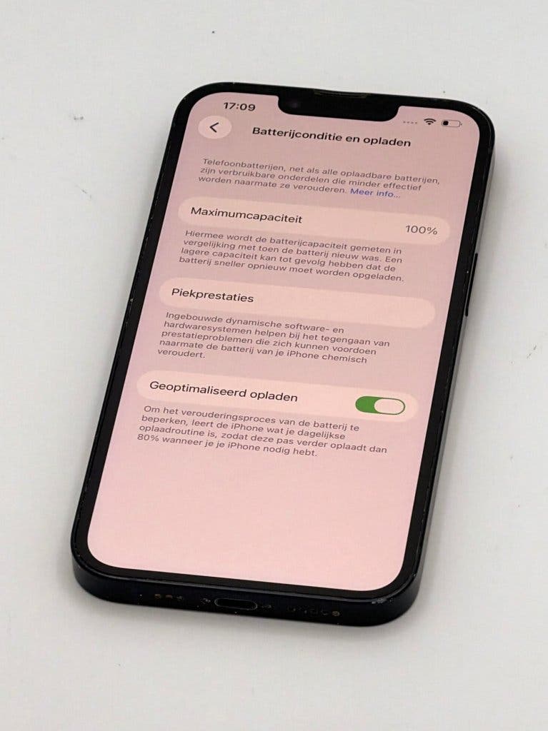 Zeer Nette iPhone 14 Black 128GB, met 100% batterijconditie, foto 3