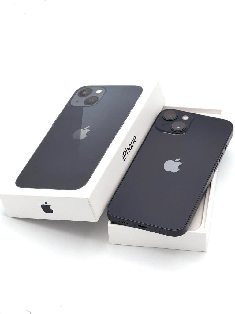 Prachtige iPhone 13 Black 128GB, met 100% batterijconditie, foto 4