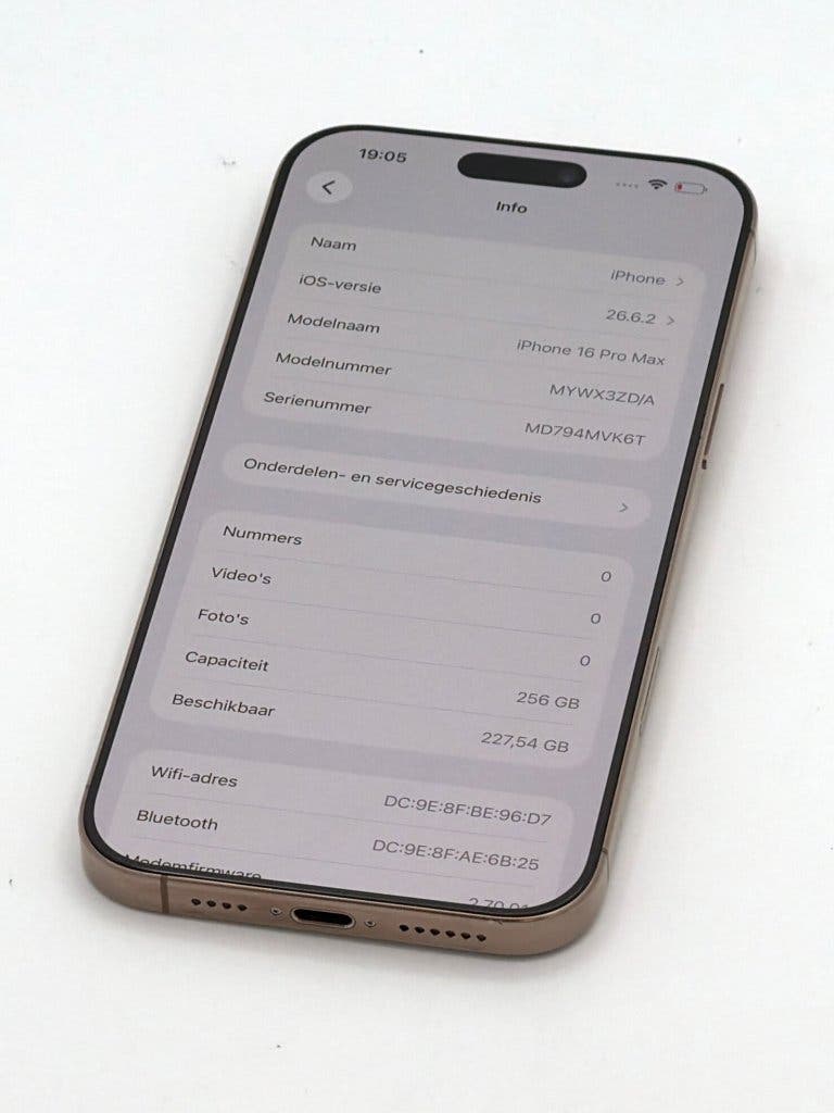 Prachtige iPhone 16 Pro Max Desert 256GB, met 90% batterij, foto 2