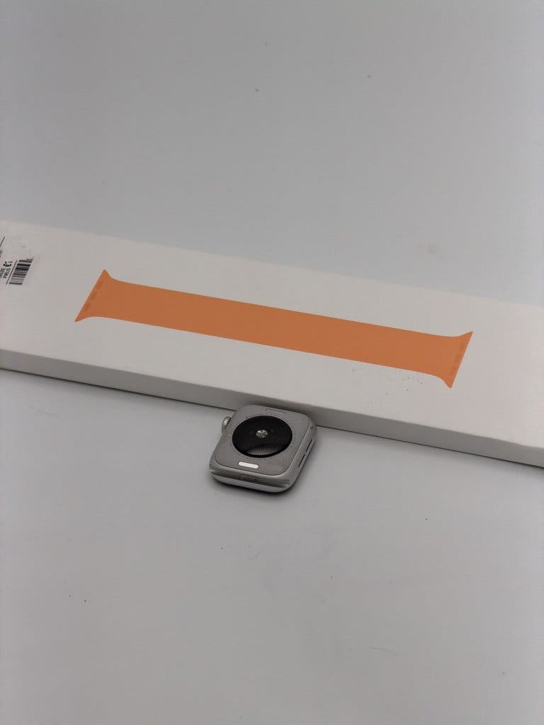 Erg Mooie Apple Watch SE 2022 White, 86% batterijconditie, foto 4