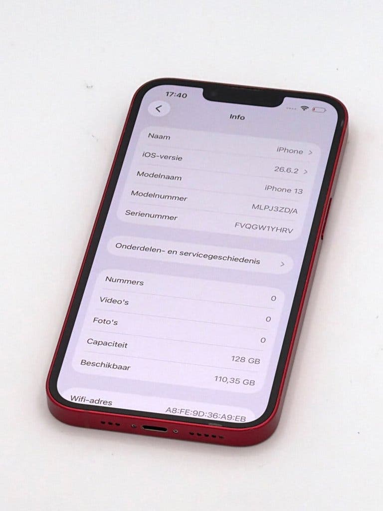 Zeer Nette iPhone 13 Red 128GB, met 100% batterijconditie, foto 2