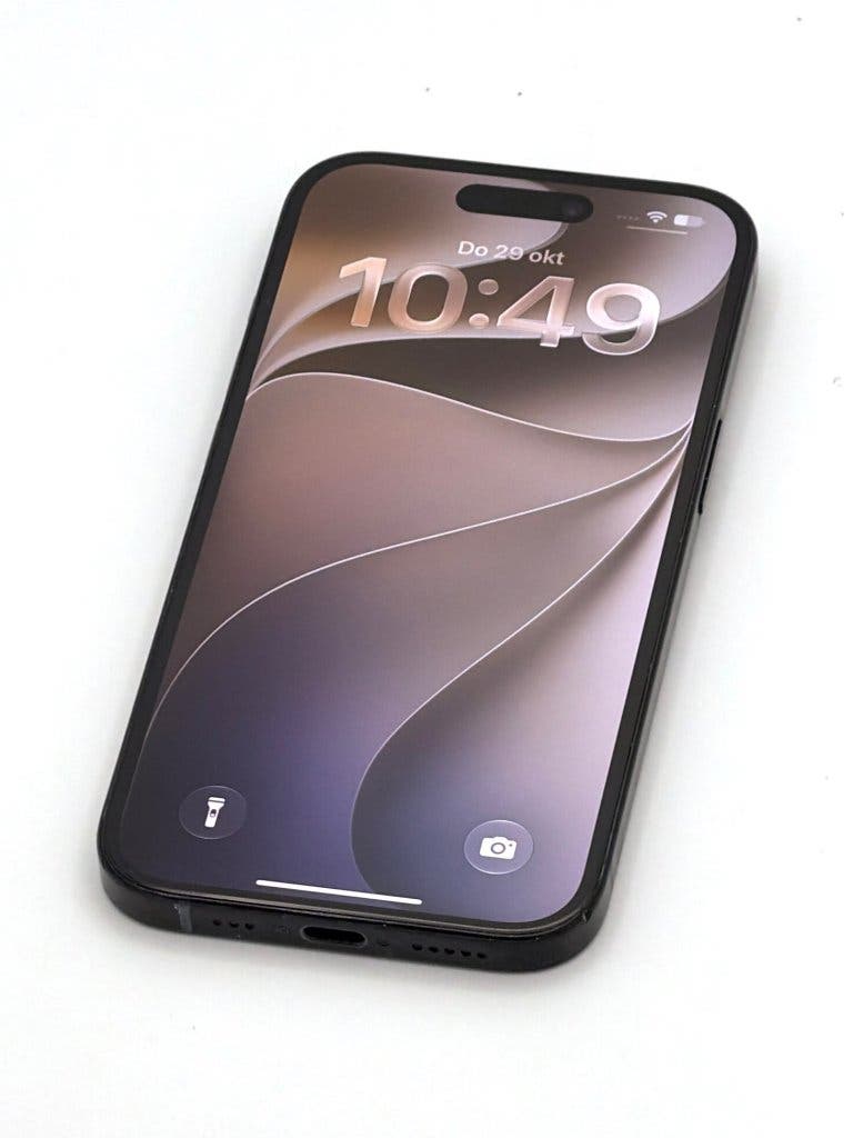 Erg Mooie iPhone 15 Black 128GB, met 100% batterijconditie