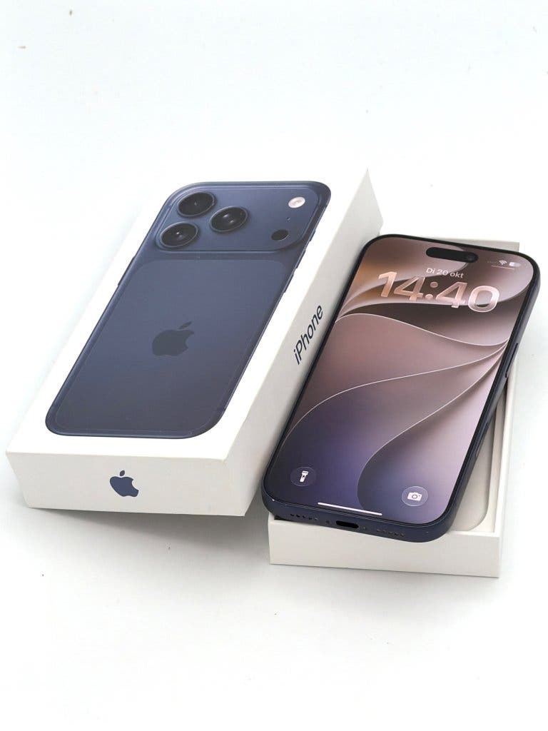 Erg Nette iPhone 17 Pro Blue 256GB, met 93% batterij