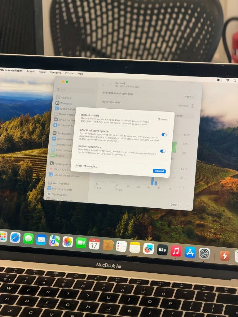Zeer Nette Macbook Air 2019 13 inch 256GB, goede batterij, foto 3
