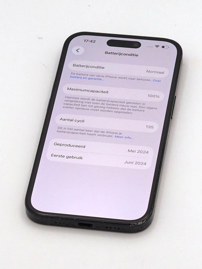 Erg Mooie iPhone 15 Black 256GB, met 100% batterijconditie, foto 3