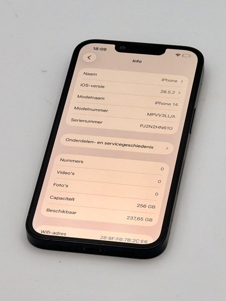 Zeer Nette iPhone 14 Black 256GB, met 100% batterijconditie, foto 2